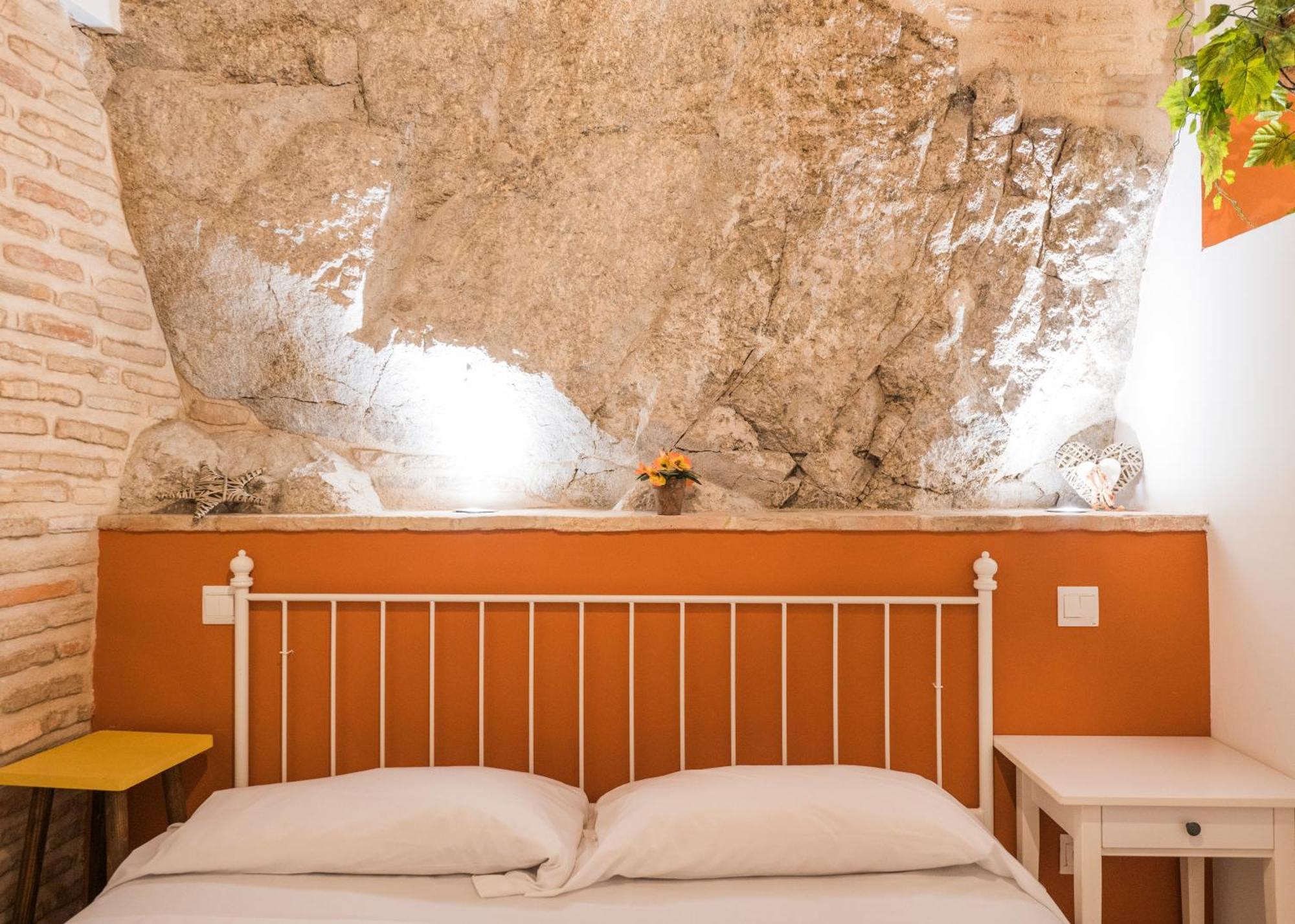 El Aljibe De San Cipriano - Apartamentos Aloha Toledo Exteriör bild