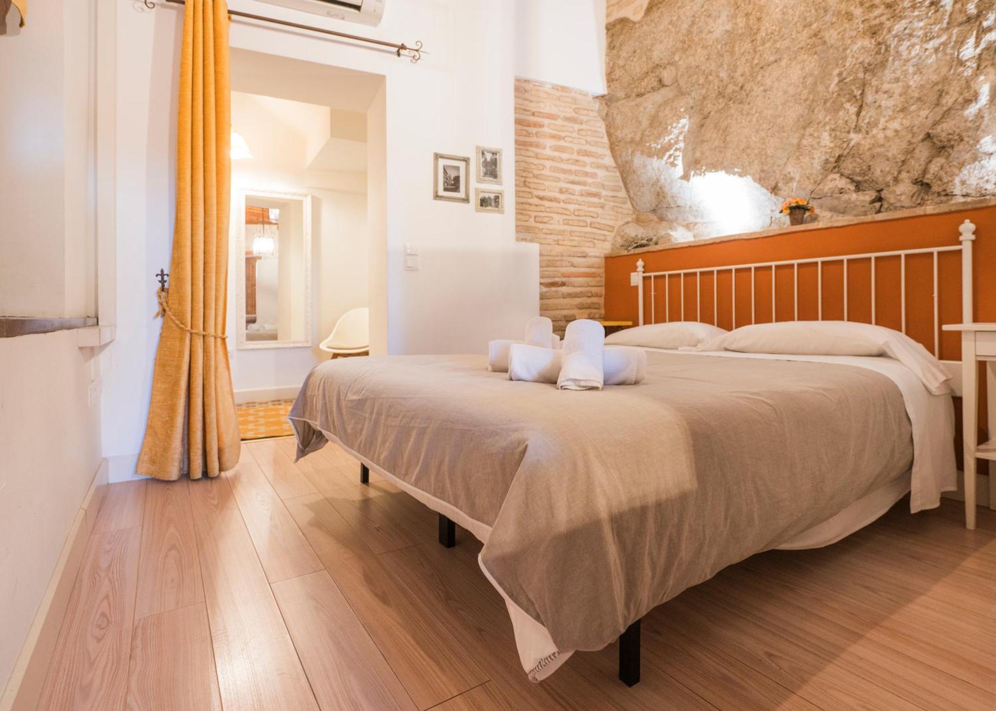 El Aljibe De San Cipriano - Apartamentos Aloha Toledo Exteriör bild