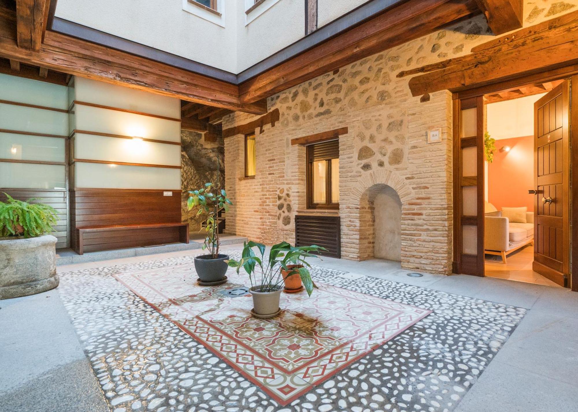 El Aljibe De San Cipriano - Apartamentos Aloha Toledo Exteriör bild